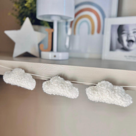 Bouclé Cloud Garland