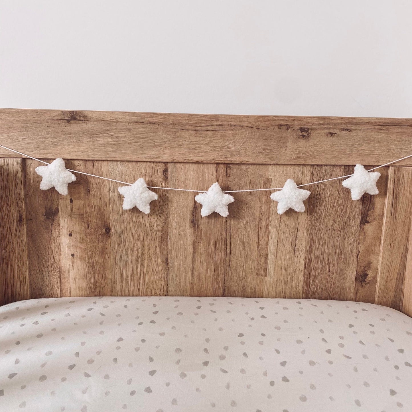Bouclé Star Garland