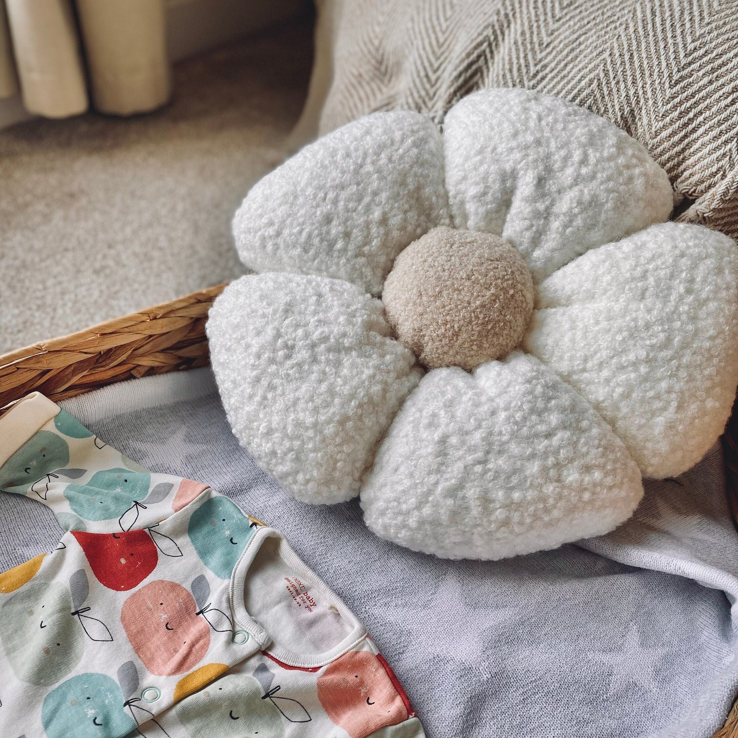Boucle Daisy Flower Pillow